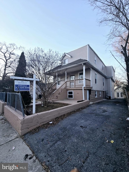 4402 Oliver St, Hyattsville, MD 20781