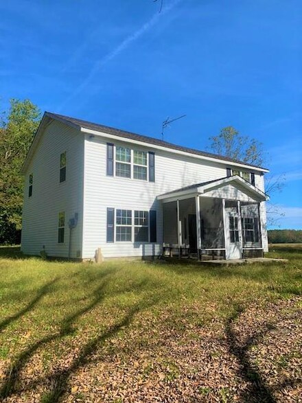 10397 Bayside Rd, MacHipongo, VA 23405