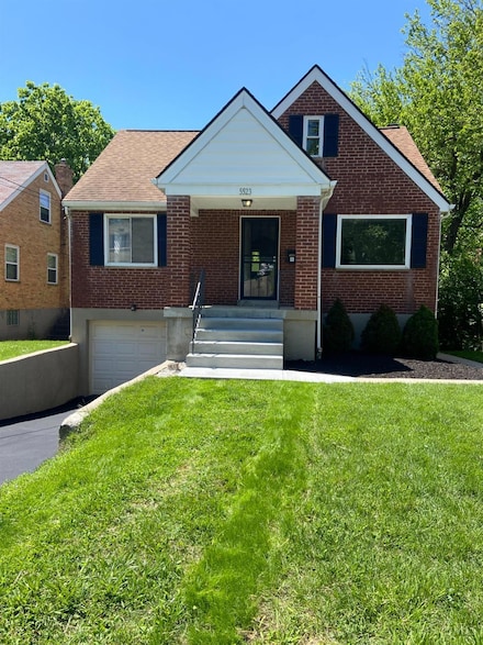 5523 Lester Rd, Cincinnati, OH 45213