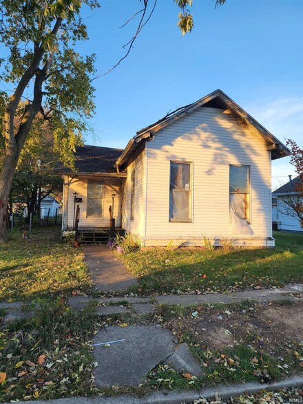 1331 Perry St, Vincennes, IN 47591