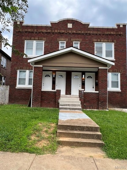 3926-3928 Gustine Ave, St. Louis, MO 63116