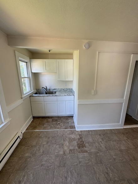 57 Rhodes St, New Britain, CT 06051