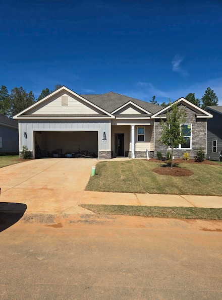 3215 Banter Dr, Graniteville, SC 29829