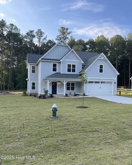 524 Belcroft Dr, Carthage, NC 28327