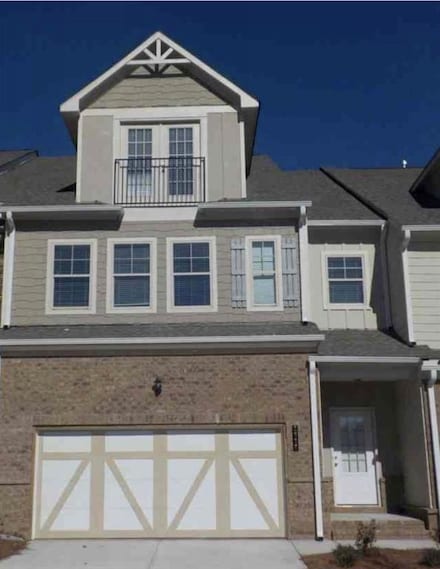 1935 Manor Pointe Dr, Cumming, GA 30041