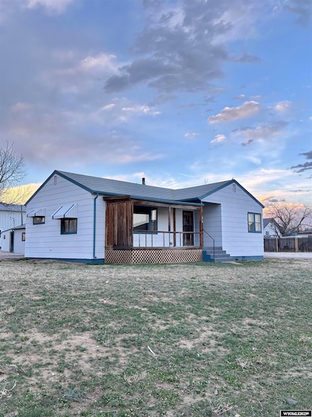 610 Charles St, Douglas, WY 82633