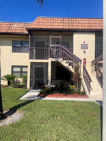 7233 Golf Colony Ct Unit 1020, Lake Worth, FL 33467