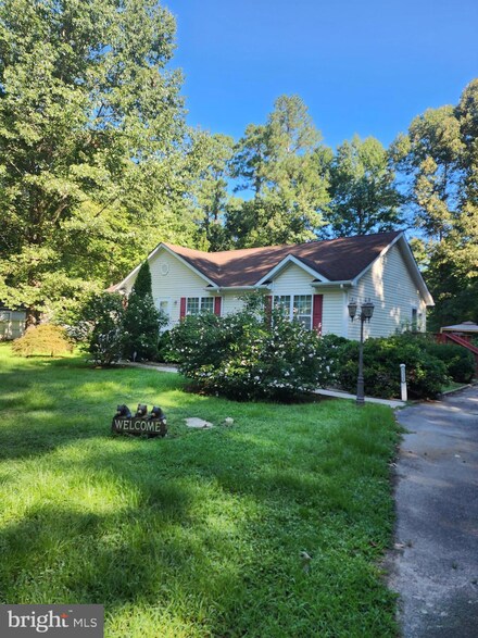 12120 Loblolly Rd, Ruther Glen, VA 22546
