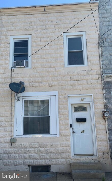 433 Kossuth St, Riverside, NJ 08075