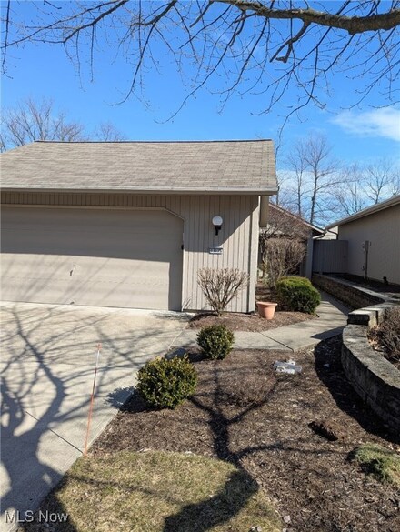 13135 Olympus Way, Strongsville, OH 44149