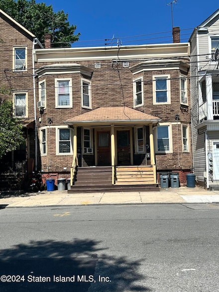 48-50 Gordon St, Staten Island, NY 10304