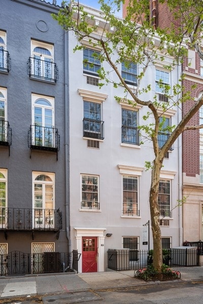 35 W 11th St, New York, NY 10011