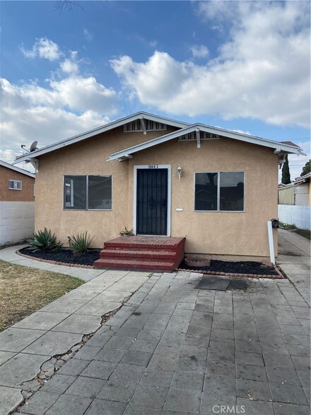 8441 Garden View Ave, South Gate, CA 90280