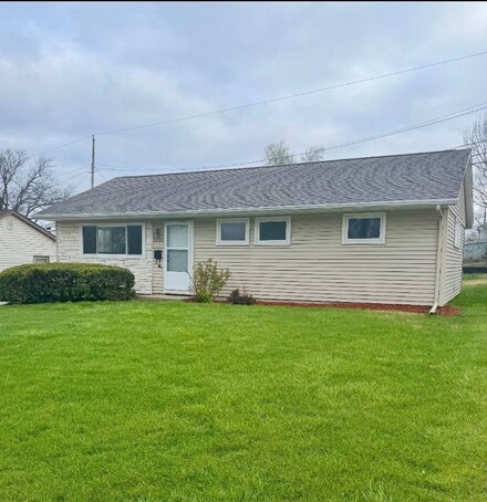 1712 Richmond Rd NE, Cedar Rapids, IA 52402