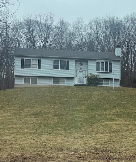 211 N Fostertown Dr, Newburgh, NY 12550