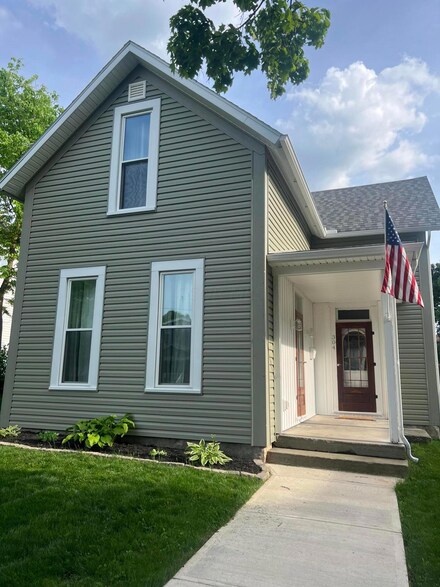 304 E Spring Ave, Bellefontaine, OH 43311