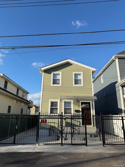 9977 164th Dr, Howard Beach, NY 11414