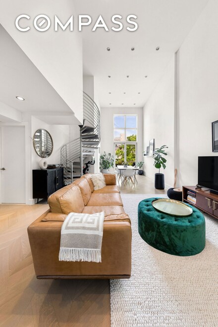 131 W 122nd St Unit PHB, New York, NY 10027
