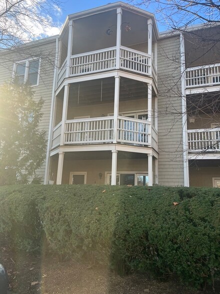 23 Randolph Place Unit 201, Northampton, MA 01060