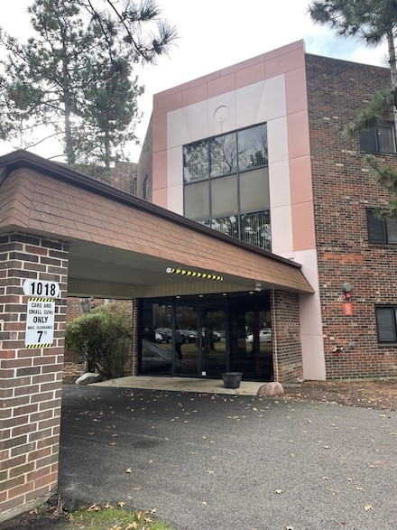 1018 Castilian Ct Unit A205, Glenview, IL 60025