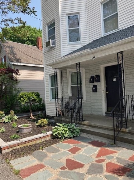 18 White Street Place Unit 1, Somerville, MA 02144