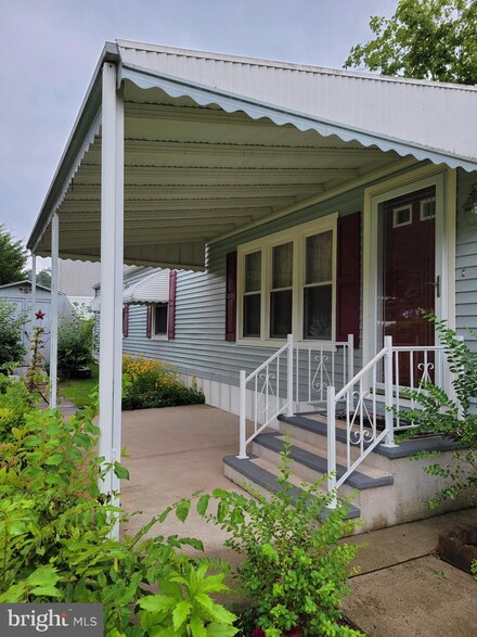 2917 E High St Unit 54, Pottstown, PA 19464