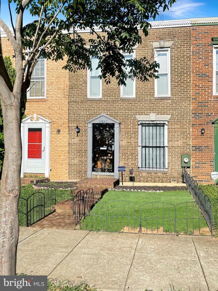 1420 Half St SW, Washington, DC 20024