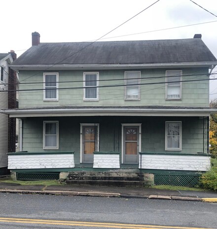 26 Tamaqua St, Hazleton, PA 18201