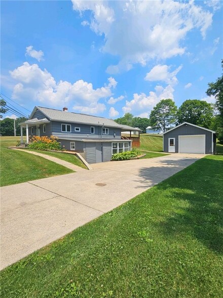 939 Altman Avenue Extension, Punxsutawney, PA 15767