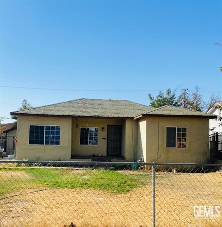 2109 Oregon St, Bakersfield, CA 93305