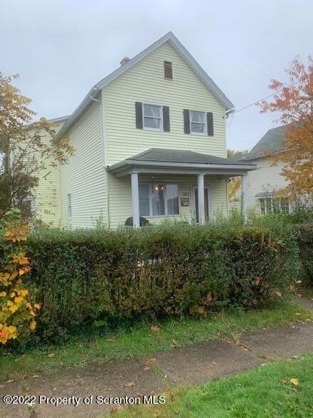 1305 Amherst St, Scranton, PA 18504