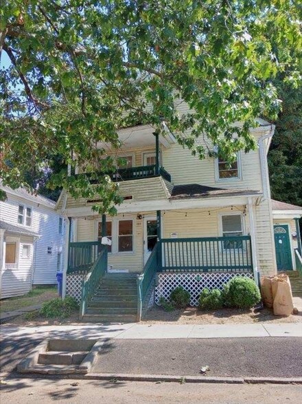 193-195 Leyfred Terrace, Springfield, MA 01108