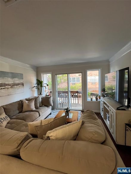 31 Fairmount Ave Unit 4A, Hackensack, NJ 07601