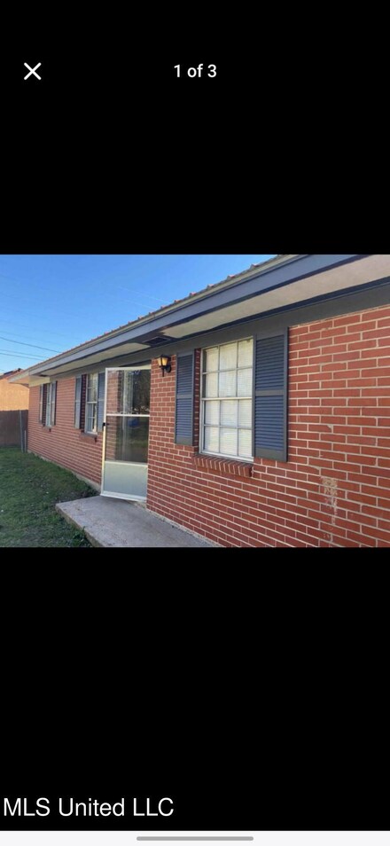 444 Lower Woodville Rd, Natchez, MS 39120