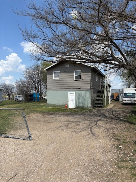 8947 Adams Cir, Cresson, TX 76035