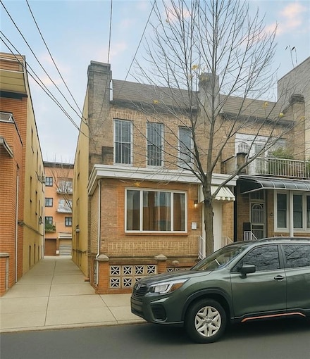 944 56th St, Brooklyn, NY 11219