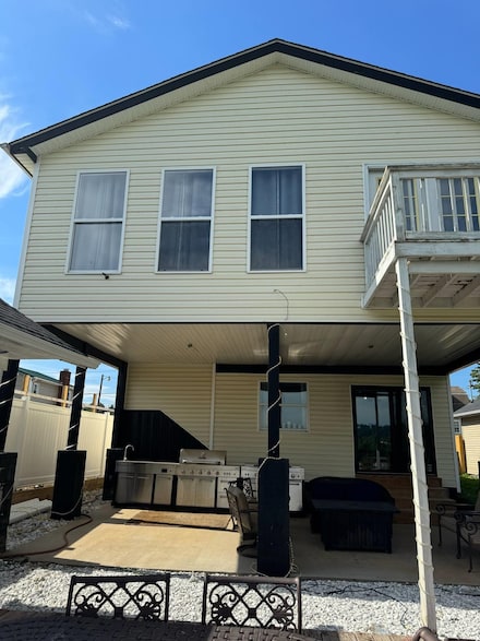 415 Riverside Dr, Chesapeake, OH 45619