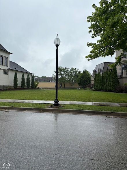 1902 Rhettsbury St, Carmel, IN 46032