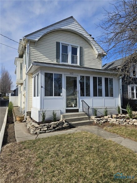 113 E Harrison St, Maumee, OH 43537