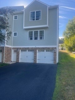 101 Graniteville Rd, Burrillville, RI 02830