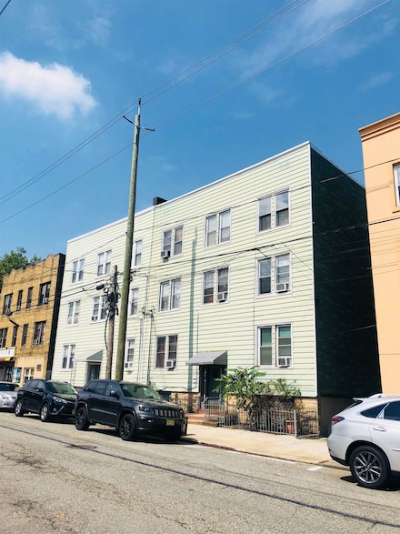 235 Liberty Ave Unit 6, Jersey City, NJ 07306