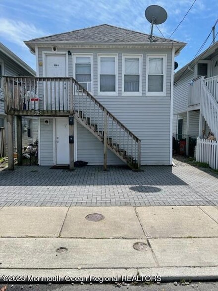 229 Dupont Ave Unit 6 Units, Seaside Heights, NJ 08751