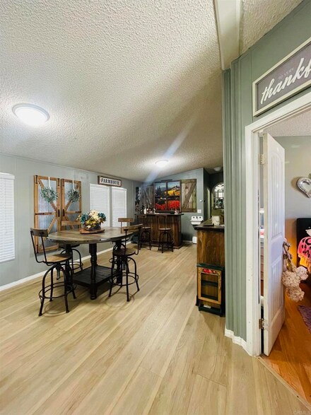 913 S Grand Ave Unit 2, San Jacinto, CA 92582