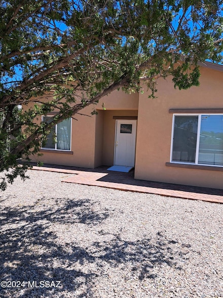 9464 S Vicki Dr, Tucson, AZ 85736