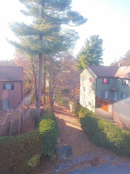 125 Spyglass Hill Dr Unit 125, Ashland, MA 01721