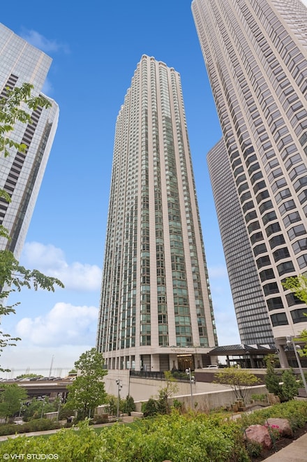 195 N Harbor Dr Unit 801-809, Chicago, IL 60601