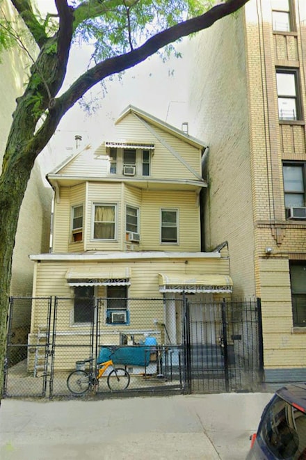 2481 Davidson Ave, Bronx, NY 10468