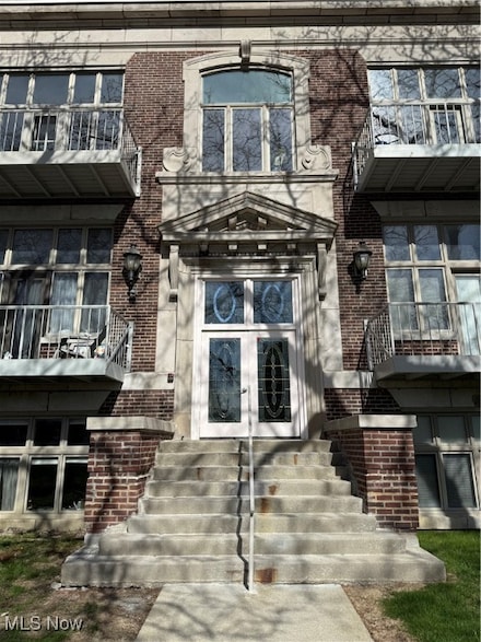 1000 2nd St Unit 304, Fairport Harbor, OH 44077