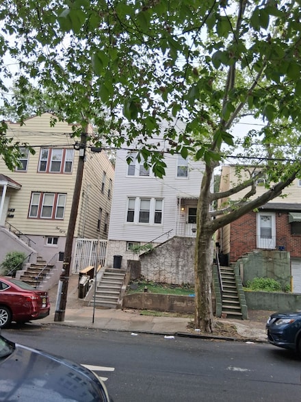 182 Terrace Ave Unit 2, Jersey City, NJ 07307