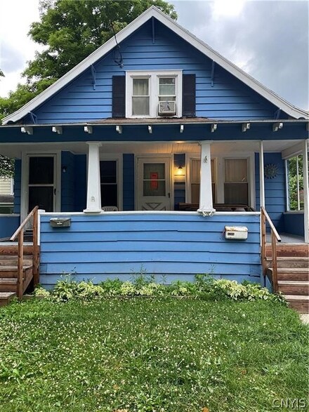 5306 S Salina St, Syracuse, NY 13205